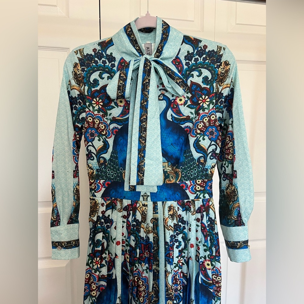 NWT Aizhe Blue Multi-Color Floral/Peacock Pattern, Pussy Bow, A-line Dress, 4